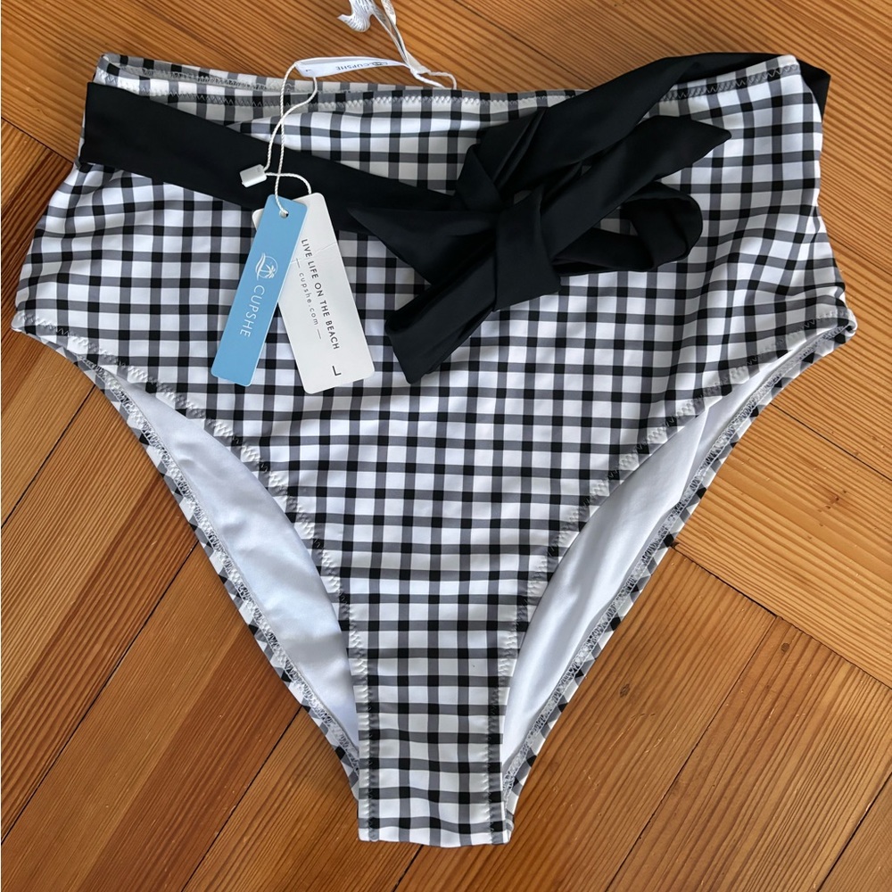 3/$20 NWT Cupshe Belted Black and White Check High Waisted Bikini Bottom Black